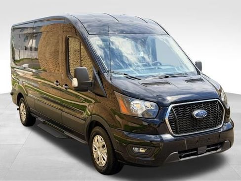 Used 2024 Ford Transit 350 XLT RWD image 3