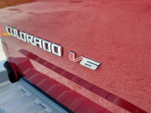 Certified 2018 Chevrolet Colorado Z71 RWD image 10