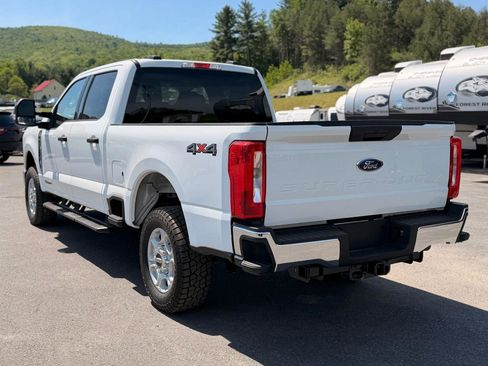 Used 2025 Ford F250 XLT AWD/4WD image 6