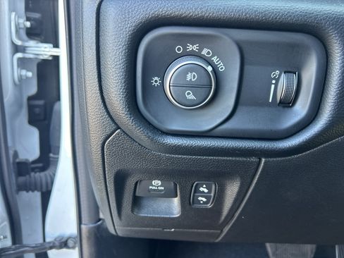 Used 2020 RAM 1500 Big Horn RWD image 22