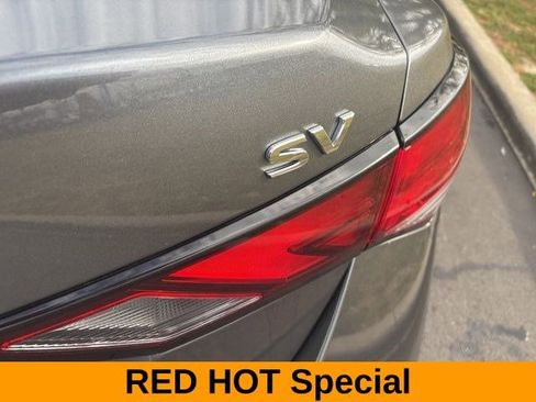 Used 2024 Nissan Sentra SV image 46