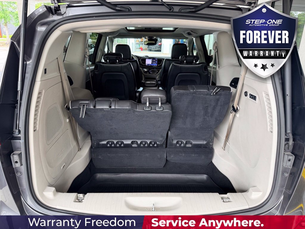 Used 2021 Chrysler Pacifica Limited AWD/4WD image 31