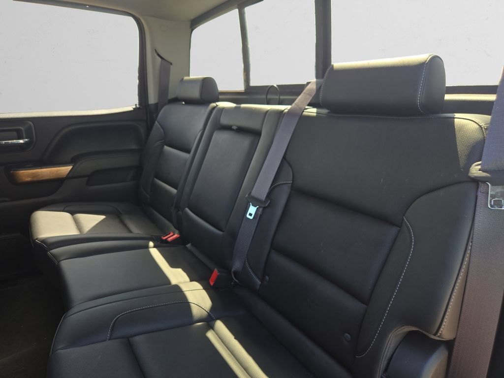 Used 2015 Chevrolet Silverado 2500 LTZ AWD/4WD image 14