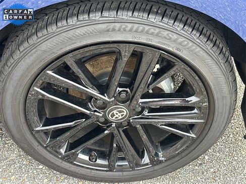 Used 2025 Toyota Camry SE image 10