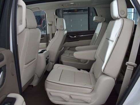 Used 2022 GMC Yukon Denali w/ Max Trailering Package image 31