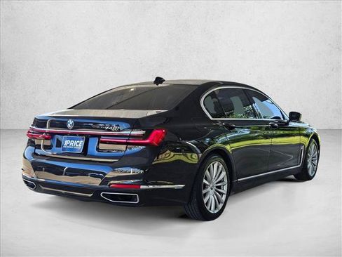 Used 2020 BMW 740i RWD image 5