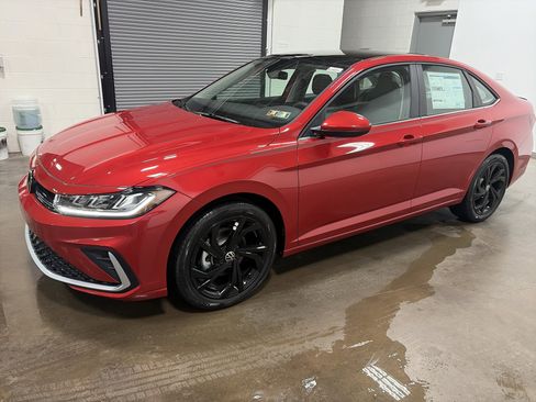 New 2026 Volkswagen Jetta SE image 6