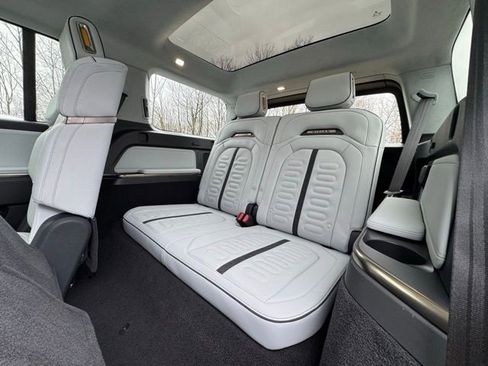 Used 2023 Rivian R1S Launch Edition AWD/4WD image 20