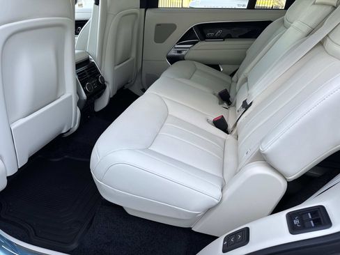 New 2026 Land Rover Range Rover Long Wheelbase SE AWD/4WD image 15