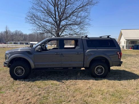 Used 2020 Ford F150 Raptor w/ Equipment Group 802A Luxury image 6