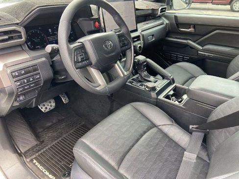 Used 2024 Toyota Tacoma TRD Sport w/ TRD Sport Premium Package AWD/4WD image 6