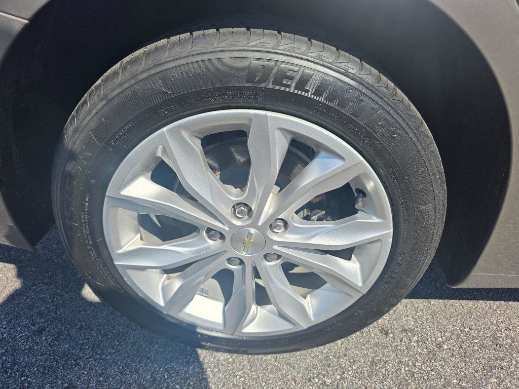 Used 2020 Chevrolet Malibu LT FWD image 18
