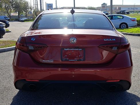 Used 2020 Alfa Romeo Giulia Ti Sport w/ Quick Order Package 22S Sport image 6