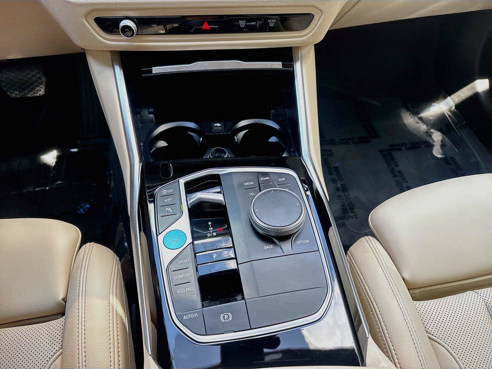 Used 2023 BMW i4 eDrive35 w/ Premium Package RWD image 11