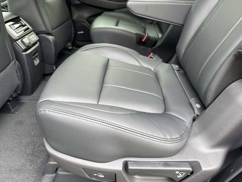 New 2025 Subaru Ascent Bronze Edition image 15