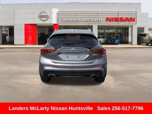 Used 2019 INFINITI QX30 image 5