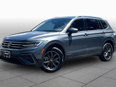 Used 2024 Volkswagen Tiguan SE