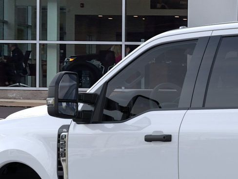 New 2026 Ford F250 XL image 19