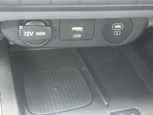 Used 2025 Hyundai Elantra Sport FWD image 23