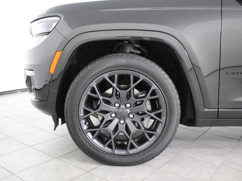Used 2024 Jeep Grand Cherokee L Summit w/ Advanced Protech Group IV image 11