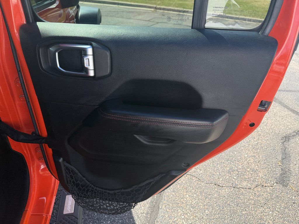 Used 2018 Jeep Wrangler Unlimited Rubicon AWD/4WD image 21