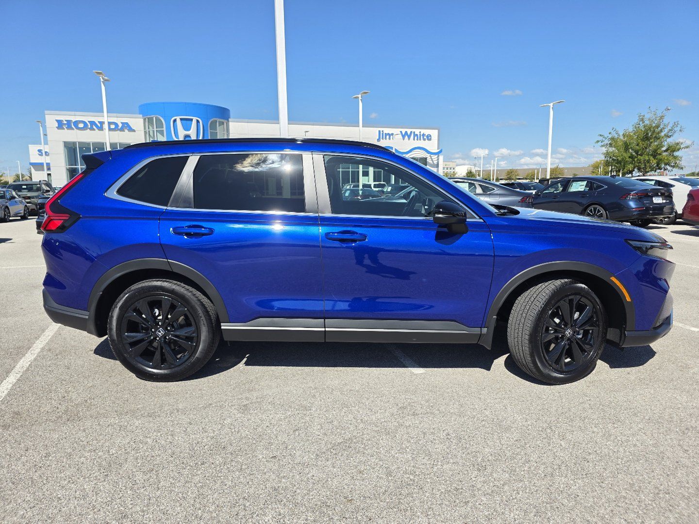 Used 2023 Honda CR-V Sport Touring image 17