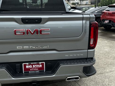 Used 2024 GMC Sierra 1500 Denali w/ Denali Reserve Package RWD image 10