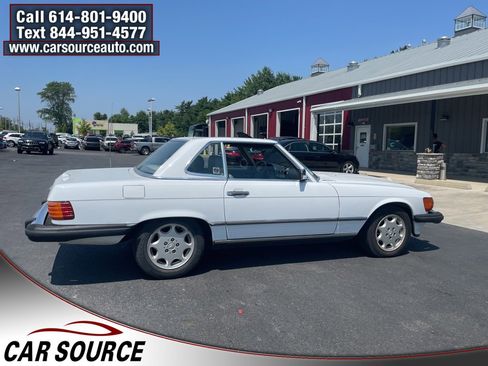 Used 1989 Mercedes-Benz 560 SL image 11