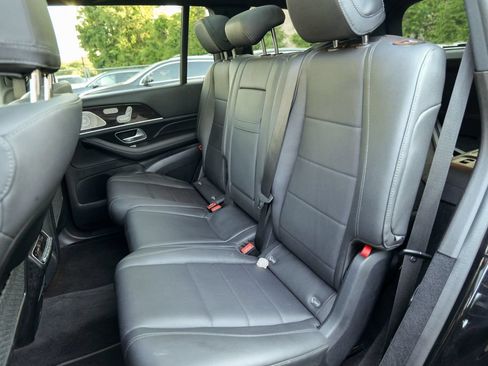 Used 2023 Mercedes-Benz GLS 450 4MATIC image 27