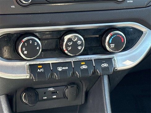 Used 2012 Kia Rio SX image 21