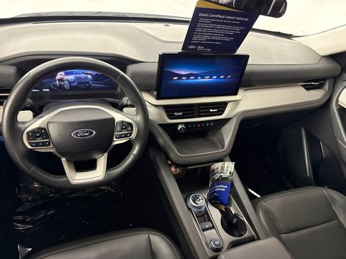 Certified 2025 Ford Explorer Active w/ Active Comfort Package AWD/4WD image 26