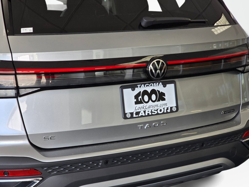 New 2026 Volkswagen Taos SE AWD/4WD image 13