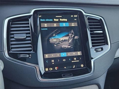 New 2025 Volvo XC90 T8 Ultra w/ Protection Package Premier image 15