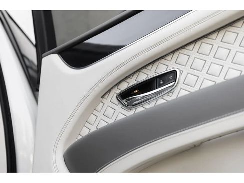 Certified 2023 Bentley Bentayga Speed AWD/4WD image 45