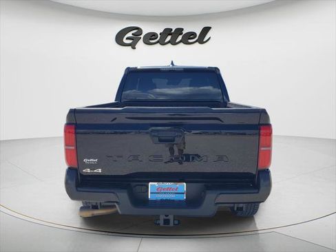 Certified 2025 Toyota Tacoma SR5 AWD/4WD image 6