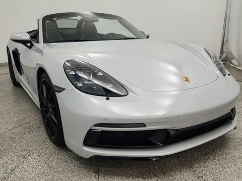 Used 2024 Porsche 718 Boxster GTS RWD image 11