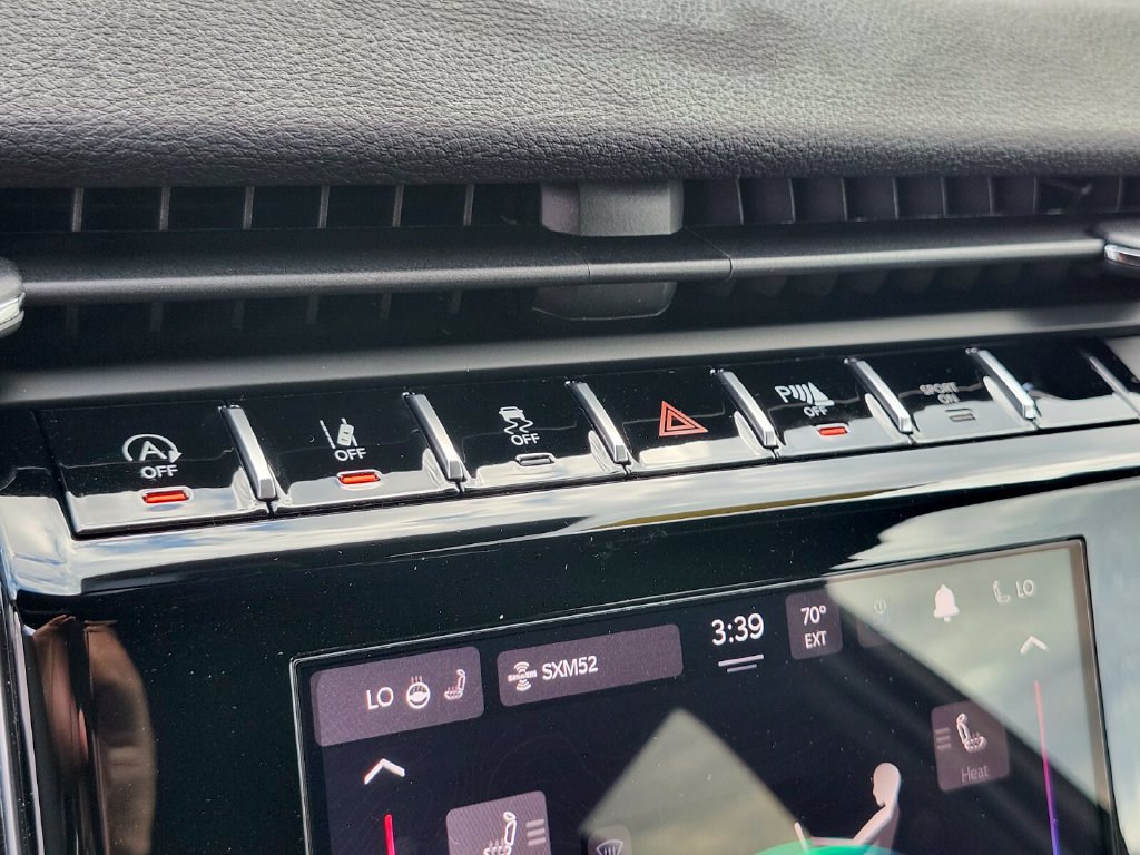 New 2026 Jeep Grand Cherokee Laredo X AWD/4WD image 27
