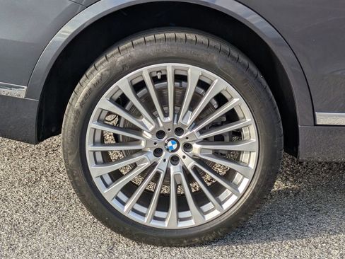 Used 2019 BMW X7 xDrive50i w/ Executive Package image 12
