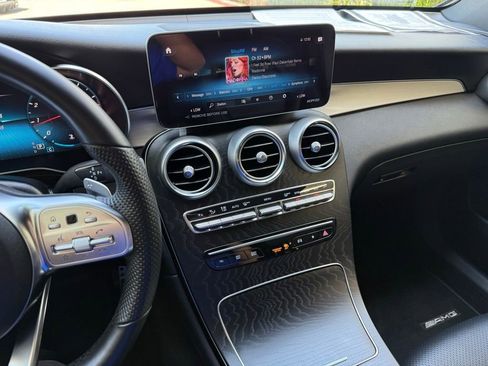 Certified 2022 Mercedes-Benz GLC 300 image 19