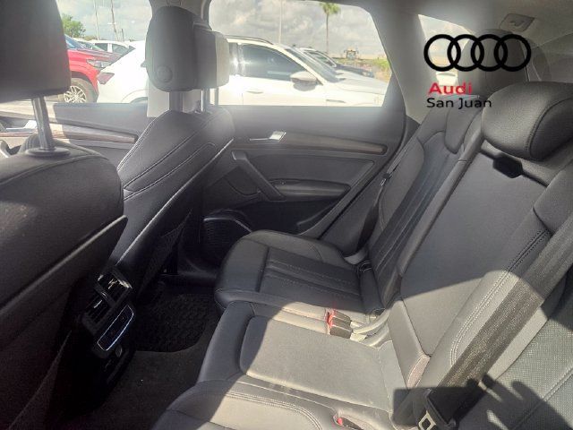 Used 2020 Audi Q5 Prestige AWD/4WD image 11