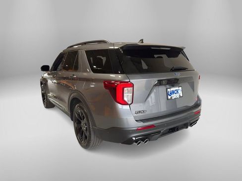 Used 2024 Ford Explorer ST w/ Technology Package image 3