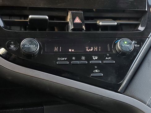 Used 2023 Toyota Camry SE image 25