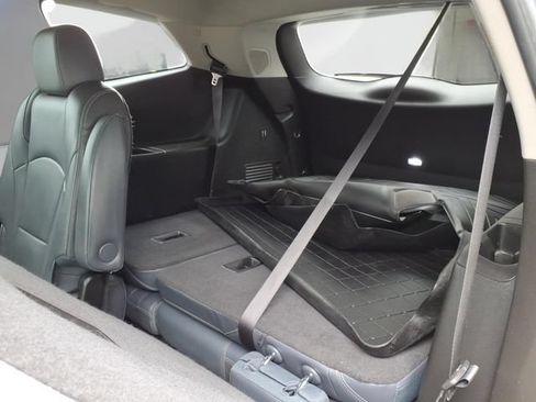Used 2019 Buick Enclave Premium AWD/4WD image 4