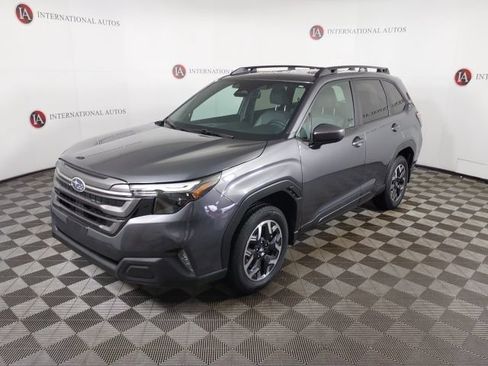 Used 2026 Subaru Forester Premium AWD/4WD image 1