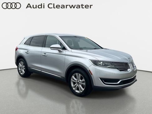 Used 2016 Lincoln MKX Premiere FWD image 4