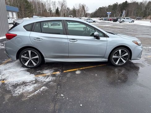 Used 2017 Subaru Impreza 2.0i Sport image 11