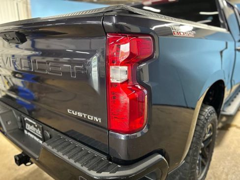 Used 2022 Chevrolet Silverado 1500 Custom Trail Boss AWD/4WD image 13