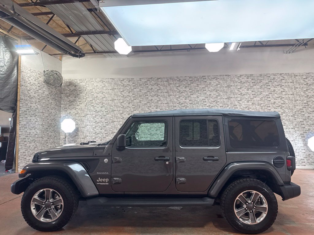 Used 2020 Jeep Wrangler Unlimited Sahara AWD/4WD image 4