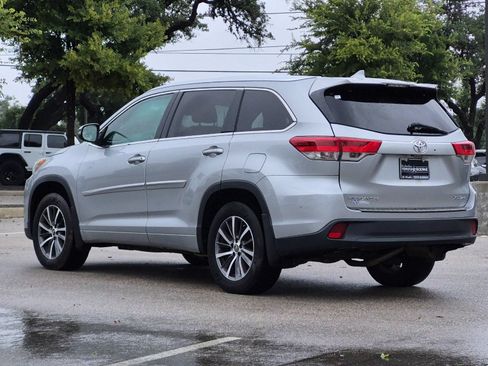 Used 2018 Toyota Highlander XLE w/ Protection Package #3 AWD/4WD image 3