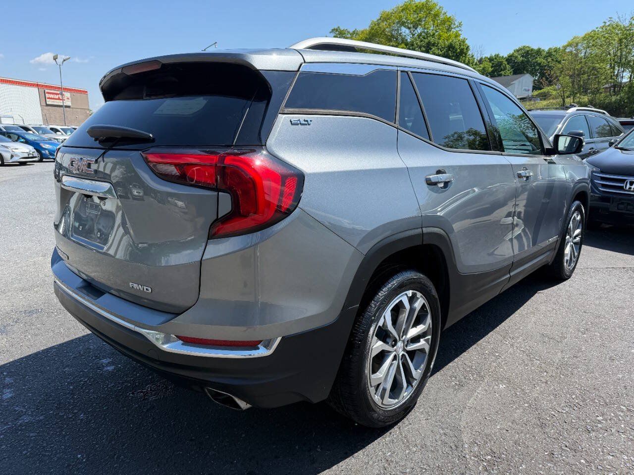 Used 2020 GMC Terrain SLT w/ Preferred Package AWD/4WD image 5